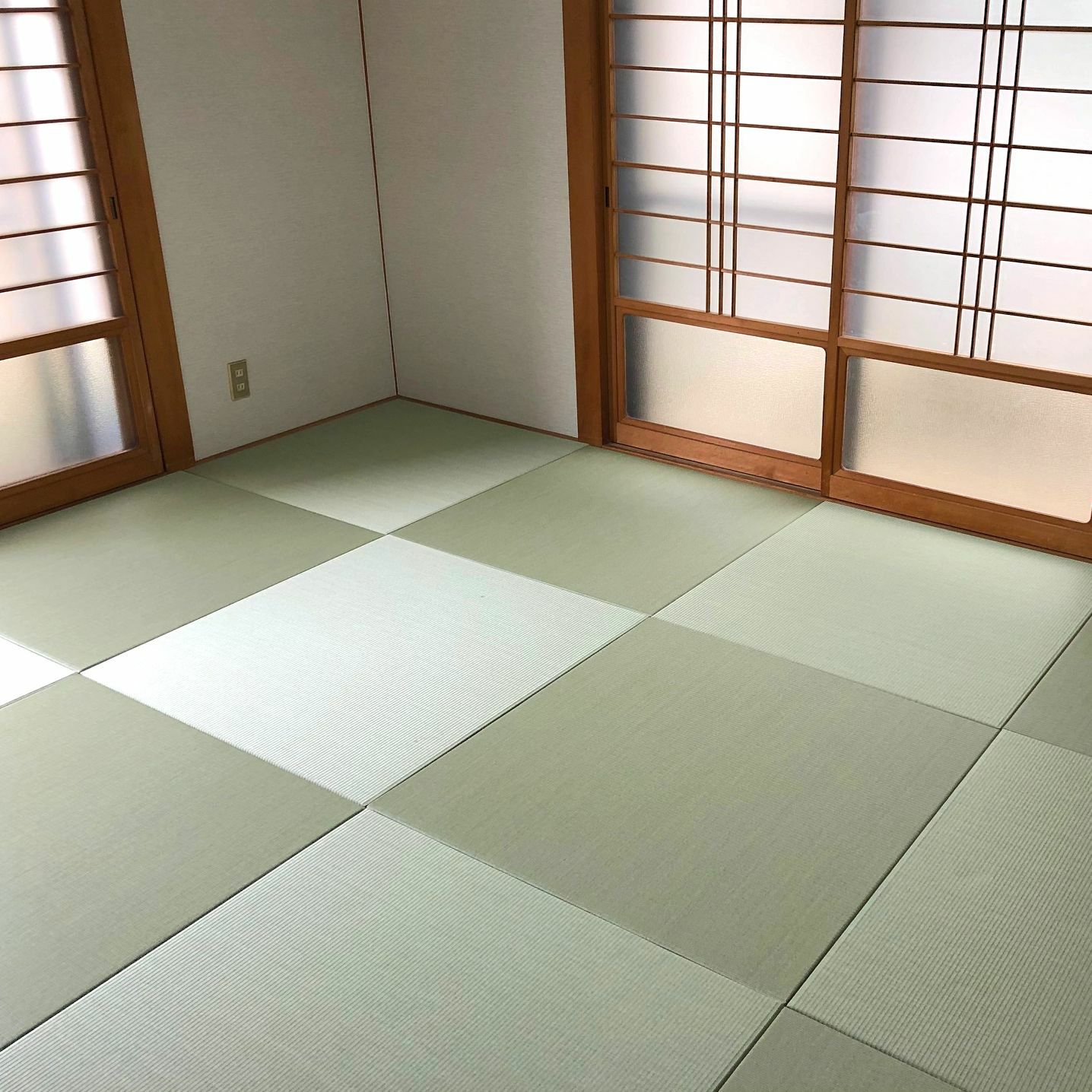 美草(MIGUSA) 目積-緑(みぐさ めせき-みどり) 82cm×82cm×15m | 琉球畳