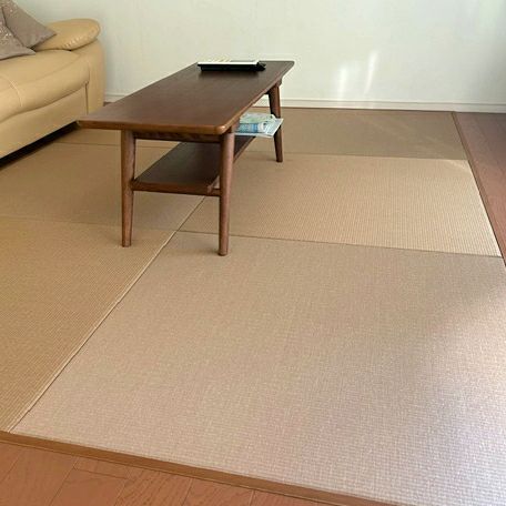 小麦色の市松敷